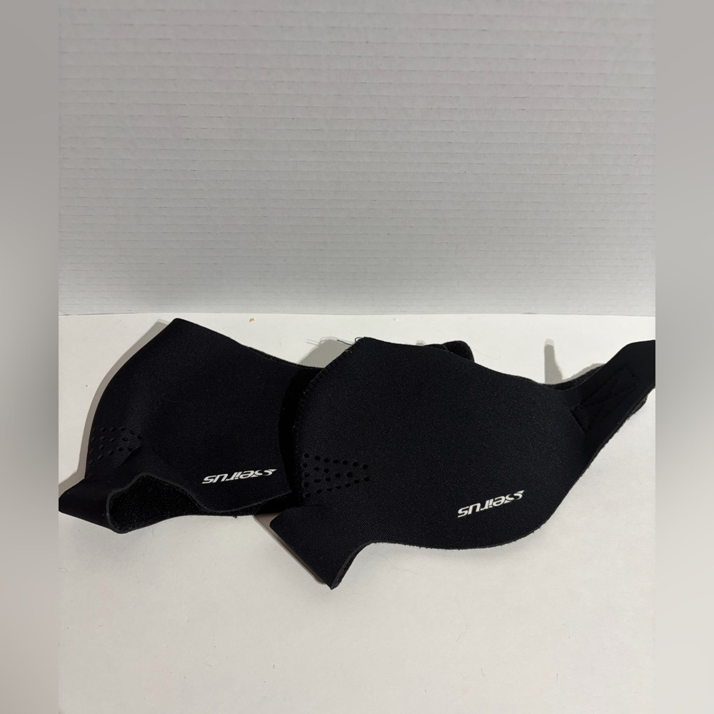 Lot 2 Seirus Unisex Comfort Masque Mask Small Youth Neoprene Black Ski Snowboard
